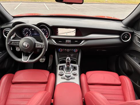 New 2025 Alfa Romeo Stelvio Sprint w/ Veloce Package image 2