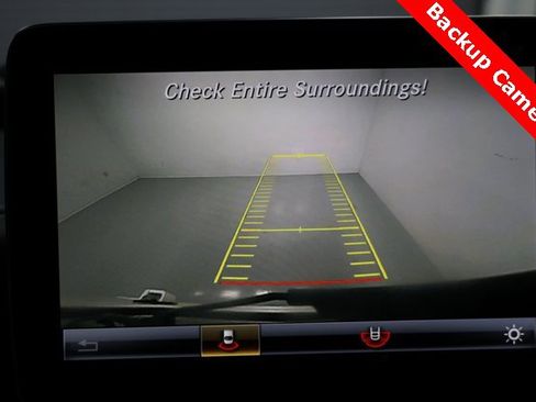 Used 2018 Mercedes-Benz G 550 Squared image 17