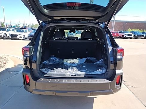 Used 2026 Subaru Outback Limited XT AWD/4WD image 28