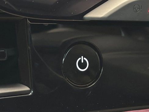 Used 2021 Porsche Taycan 4S image 16