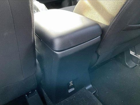 Used 2024 Mitsubishi Eclipse Cross LE AWD/4WD image 32