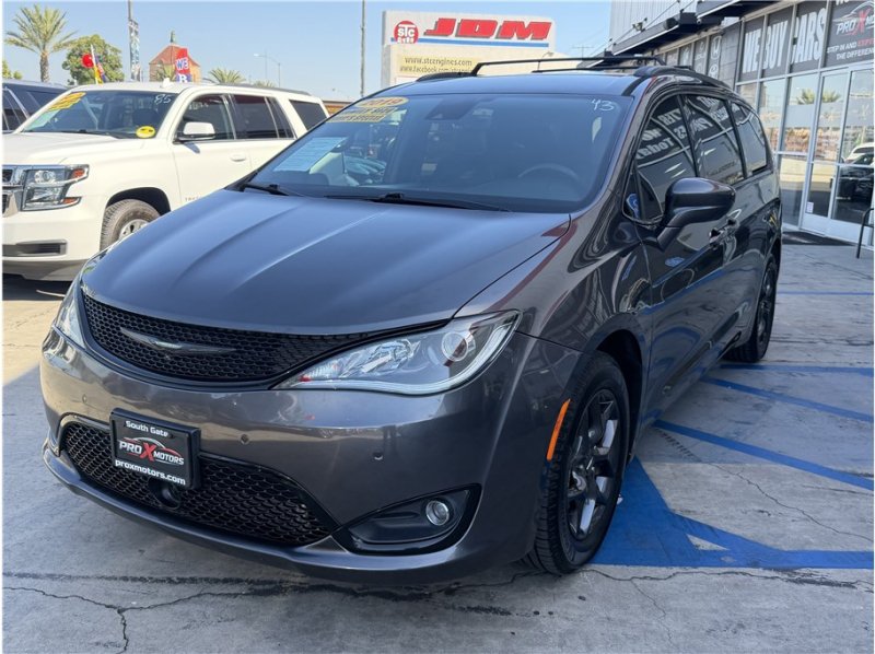 Used 2019 Chrysler Pacifica Touring-L Plus w/ Advanced Safetytec Group FWD image 67