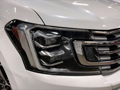 Used 2021 Ford Expedition Max Limited image 26