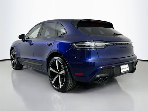 New 2025 Porsche Macan GTS image 3