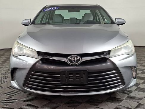 Used 2015 Toyota Camry LE FWD image 5