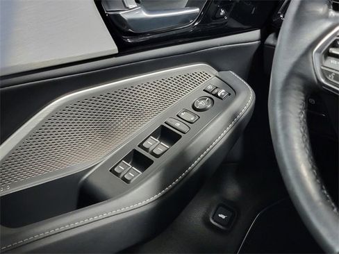 Certified 2023 Acura MDX SH-AWD w/ Technology Package image 22