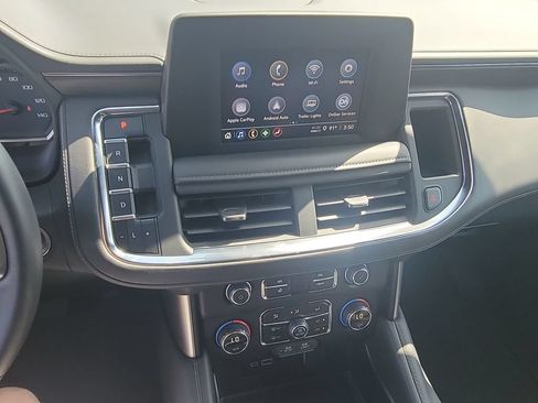 Used 2024 Chevrolet Tahoe LS RWD image 13