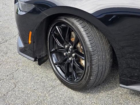 Used 2024 Ford Mustang Coupe RWD image 27