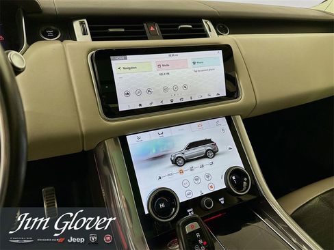 Used 2019 Land Rover Range Rover Sport HSE Dynamic image 32