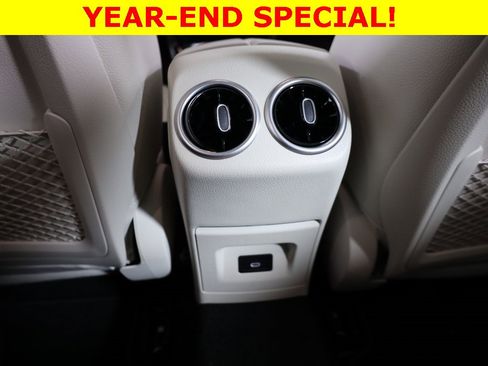 Used 2025 Mercedes-Benz CLA 250 4MATIC image 33