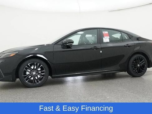 New 2026 Toyota Camry SE FWD image 18