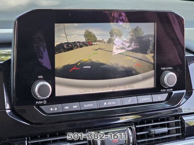 Used 2024 Nissan Pathfinder SV FWD image 23