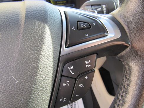 Used 2019 Ford Edge Titanium w/ Equipment Group 301A image 15