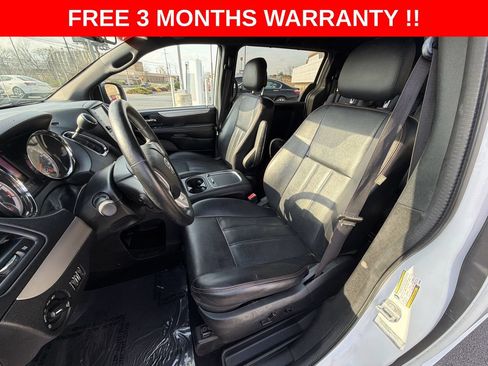 Used 2017 Dodge Grand Caravan GT FWD image 14