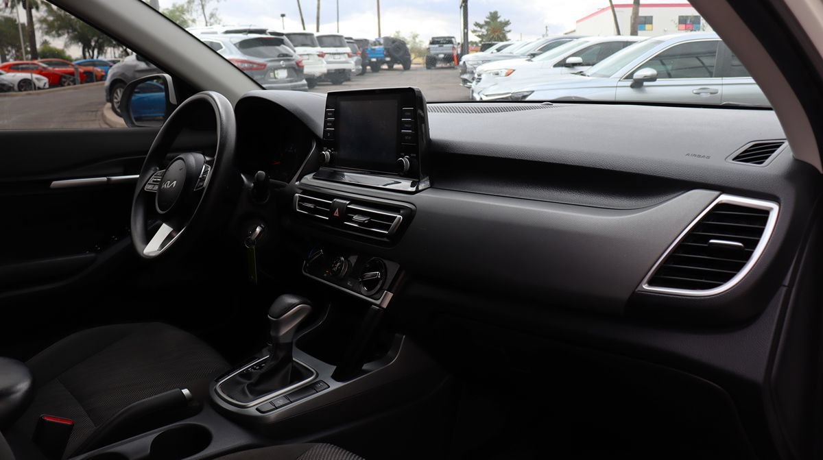 Used 2023 Kia Seltos LX AWD/4WD image 35