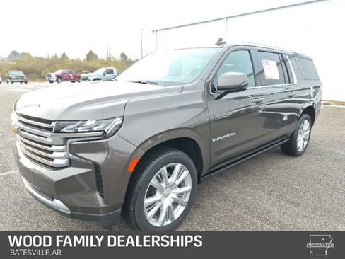 Used 2021 Chevrolet Suburban High Country w/ Premium Package image 1