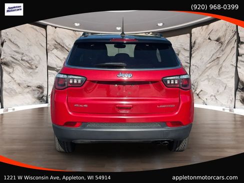 Used 2018 Jeep Compass Limited w/ Navigation Group AWD/4WD image 5
