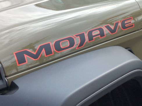 New 2026 Jeep Gladiator Mojave image 23