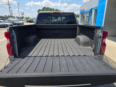 Used 2023 Chevrolet Silverado 1500 LT w/ Safety Package AWD/4WD image 35