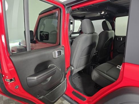 Used 2021 Jeep Wrangler Unlimited Sport image 16