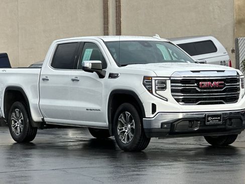 Used 2024 GMC Sierra 1500 SLT image 5
