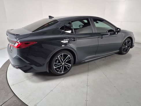 New 2026 Toyota Camry Hybrid image 4