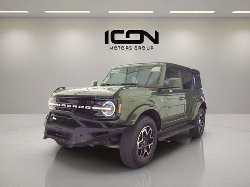 Used 2023 Ford Bronco Outer Banks AWD/4WD image 10