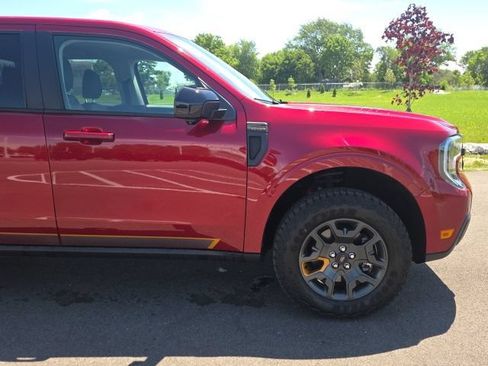 Certified 2025 Ford Maverick Tremor AWD/4WD image 4