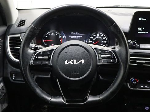 Used 2022 Kia Seltos SX image 24