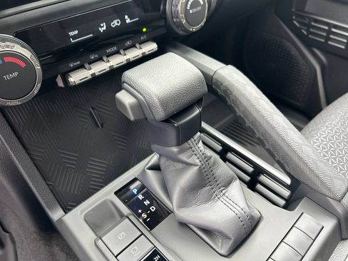 New 2026 Toyota 4Runner SR5 AWD/4WD image 22