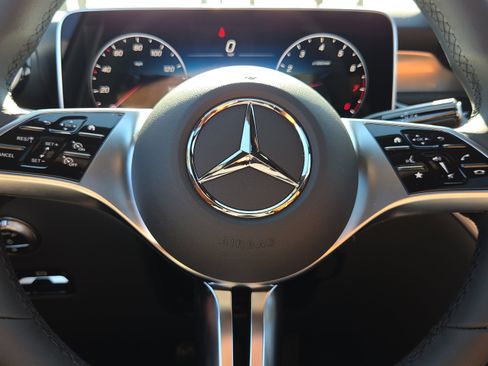 New 2026 Mercedes-Benz GLC 300 image 26