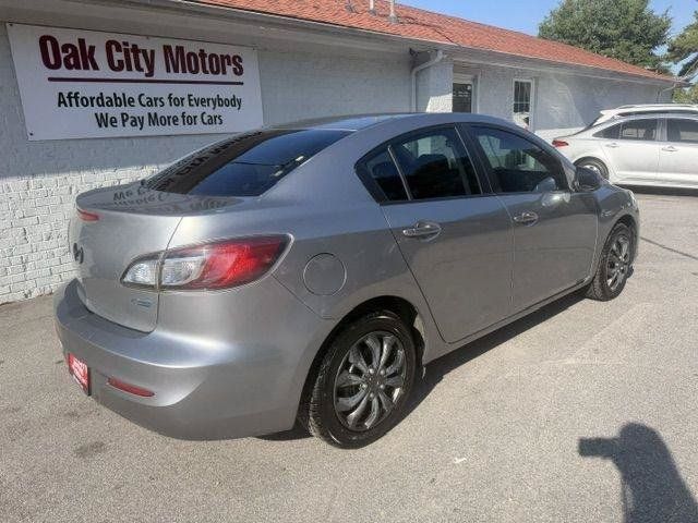 Used 2013 MAZDA MAZDA3 i Sport FWD image 5