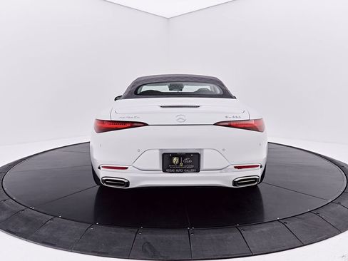 Used 2026 Mercedes-Benz Maybach SL 680 image 16