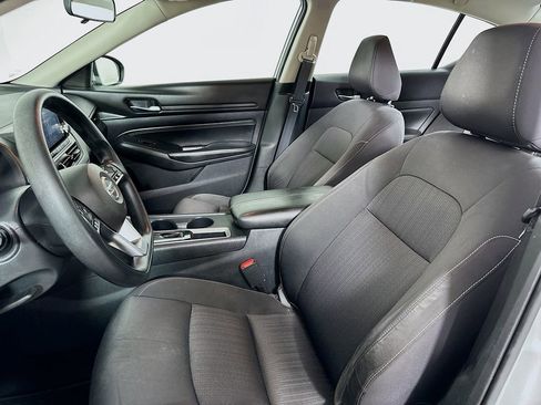 Used 2020 Nissan Altima 2.5 S FWD image 8