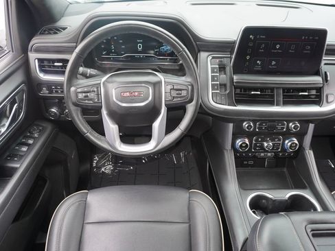 Used 2023 GMC Yukon SLT w/ SLT Premium Package RWD image 15