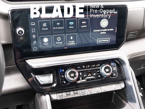 Used 2024 GMC Sierra 1500 Denali w/ Denali Reserve Package image 3