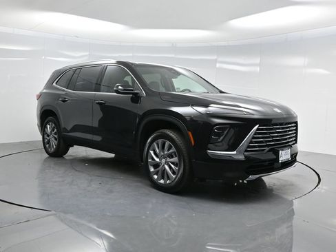 Used 2025 Buick Enclave Preferred image 49