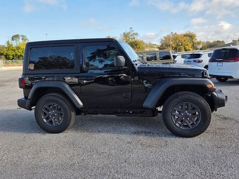 Used 2026 Jeep Wrangler Sport S image 8
