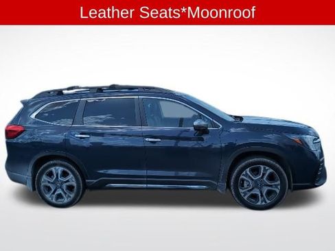 Used 2023 Subaru Ascent Touring AWD/4WD image 4