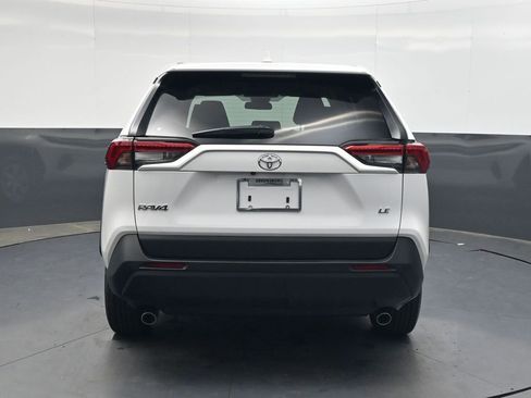 Used 2025 Toyota RAV4 LE FWD image 5