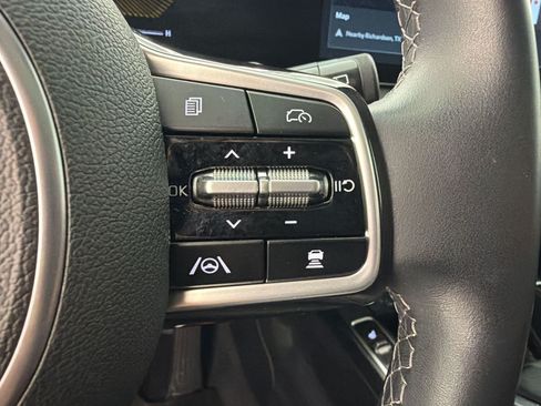 Used 2025 Kia Sorento S w/ Panoramic Sunroof Package FWD image 31