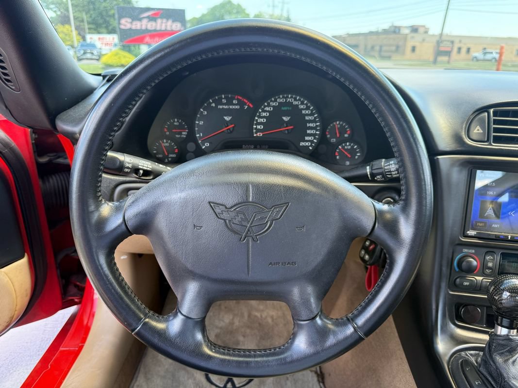 Used 2002 Chevrolet Corvette Convertible w/ Preferred Equipment Group2 RWD image 15