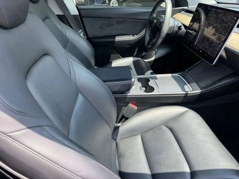 Used 2021 Tesla Model Y Long Range image 7