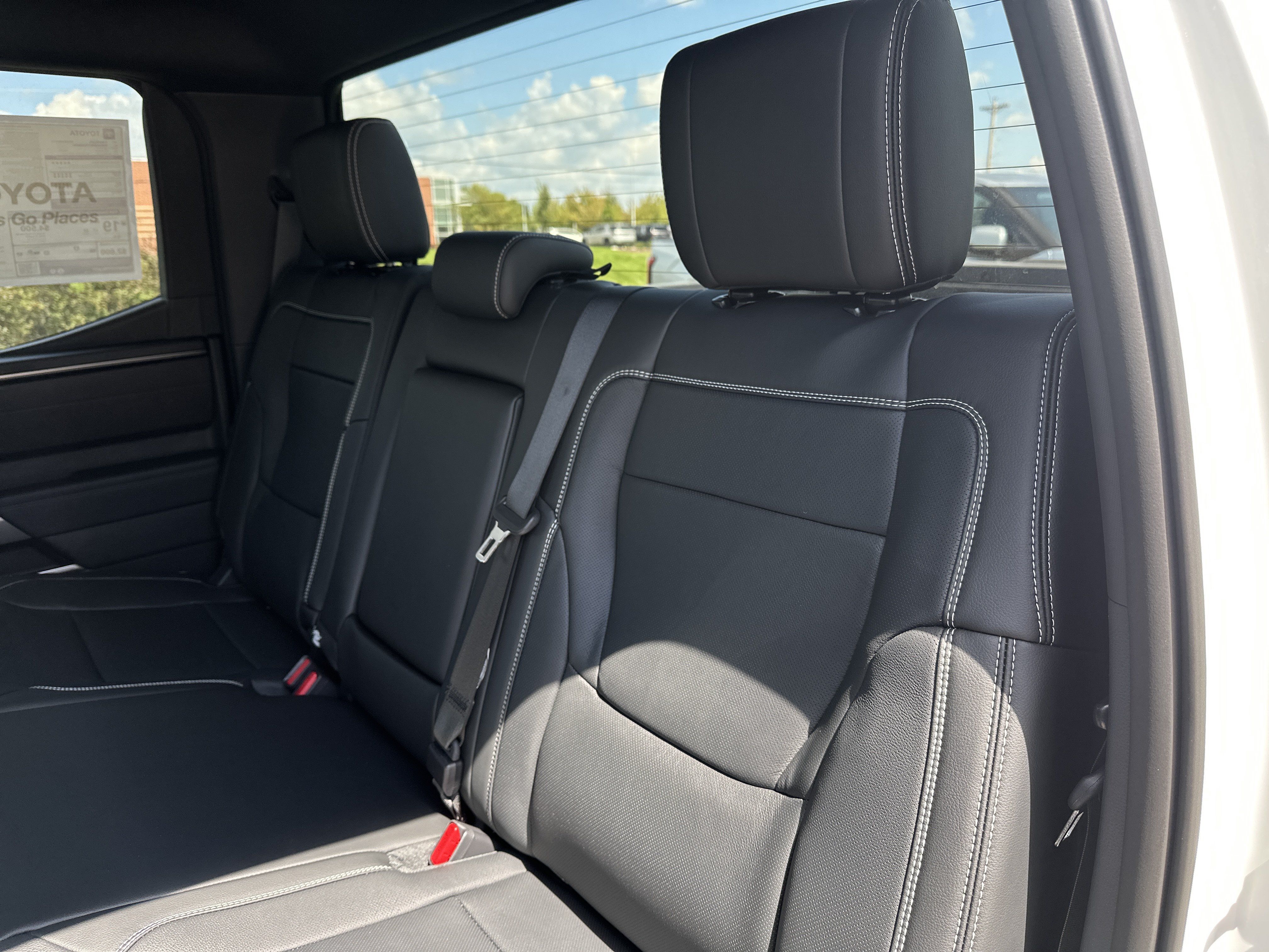 Used 2026 Toyota Tundra SR5 w/ SR5 Premium Package AWD/4WD image 8