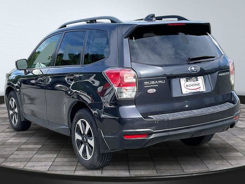 Used 2018 Subaru Forester 2.5i Premium AWD/4WD image 3