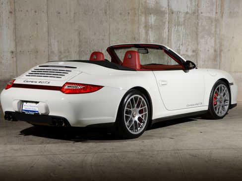 Used 2012 Porsche 911 Carrera 4 GTS image 15