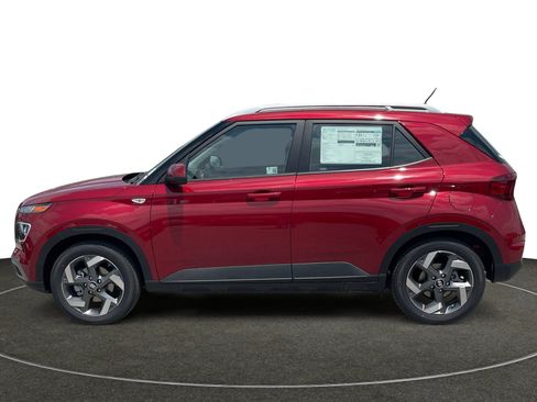 New 2025 Hyundai Venue Limited image 2