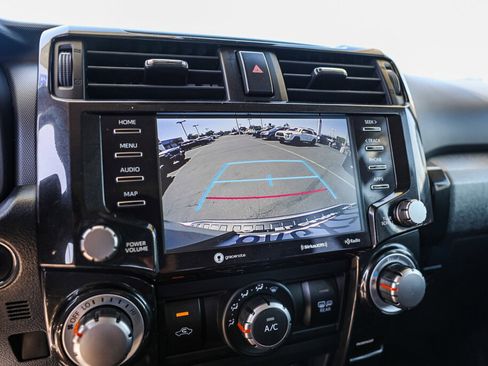 Certified 2020 Toyota 4Runner TRD Off-Road Premium w/ Moonroof Package AWD/4WD image 15