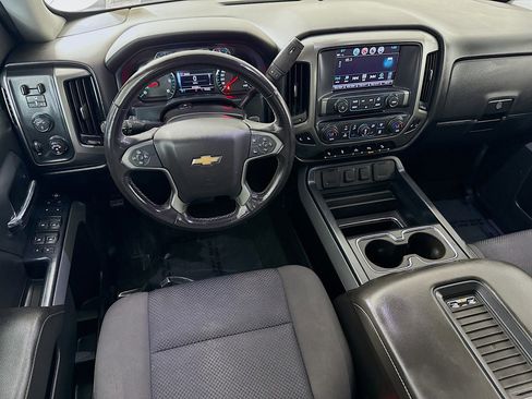 Used 2018 Chevrolet Silverado 1500 LT image 17
