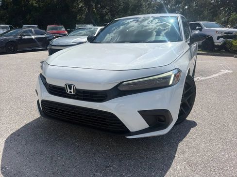 Used 2022 Honda Civic Sport image 3